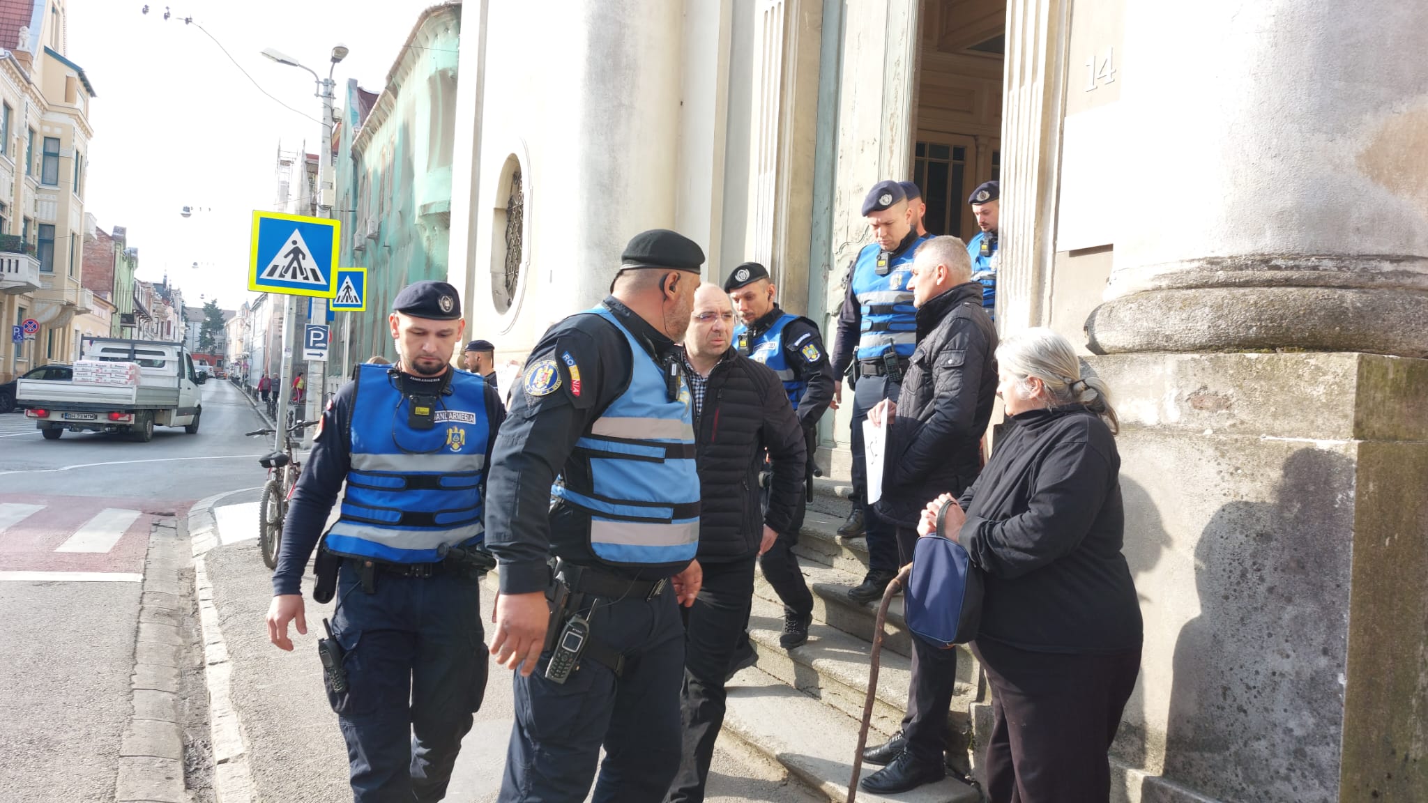 evacuare-eminescu (1)