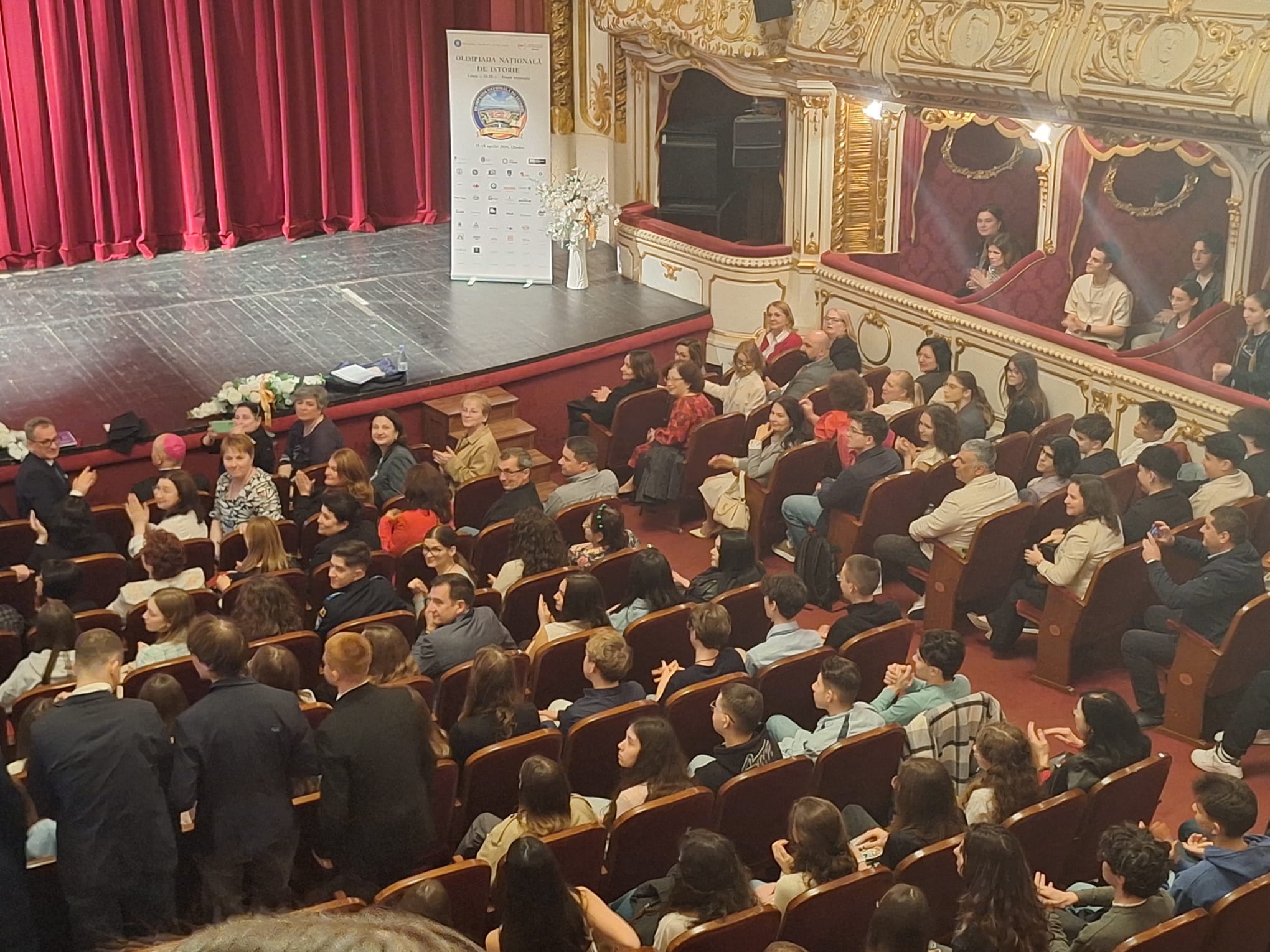olimpiada-nationala-istorie-oradea-regina-maria-teatru