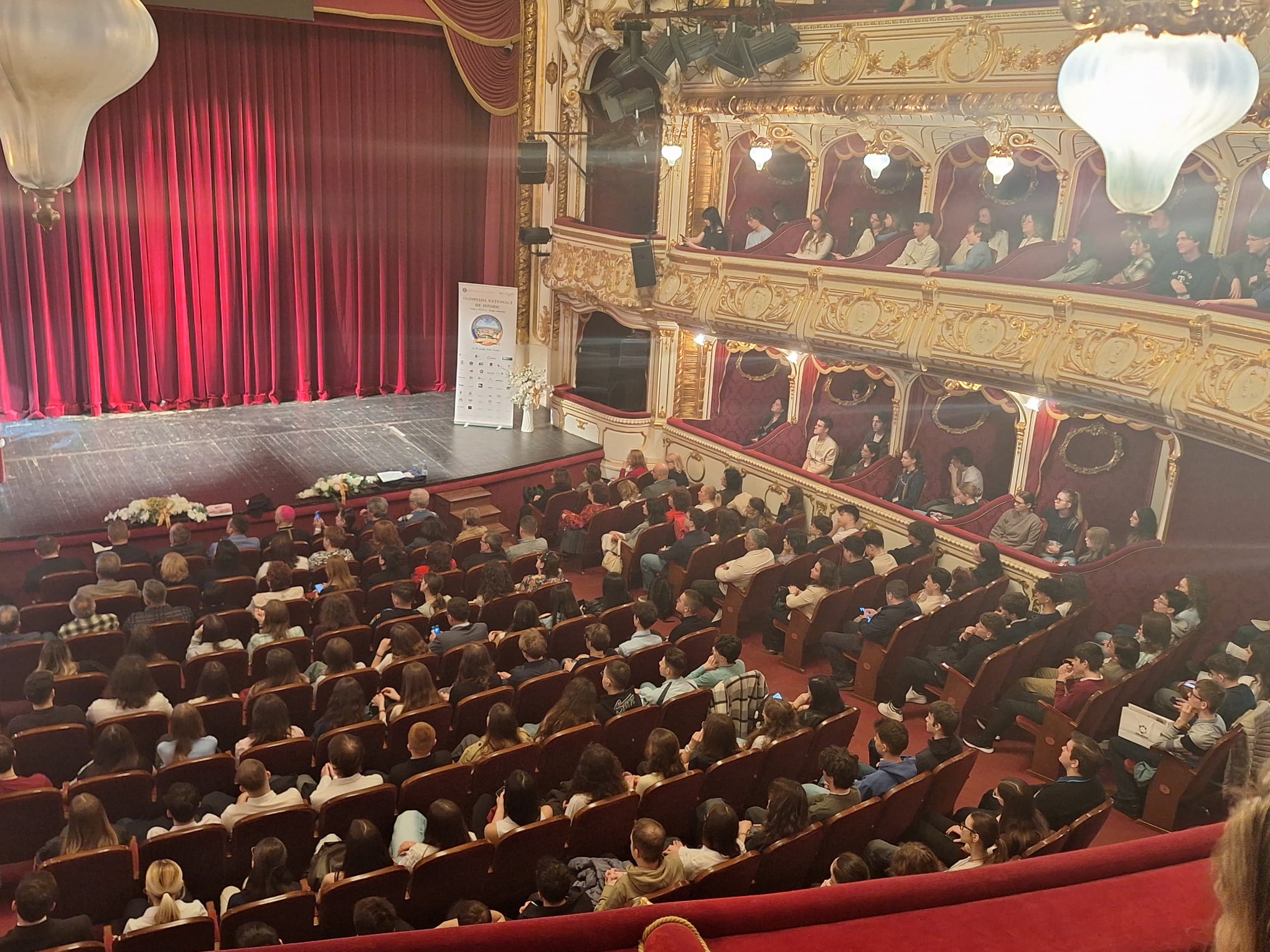 olimpiada-nationala-istorie-oradea-regina-maria-teatru