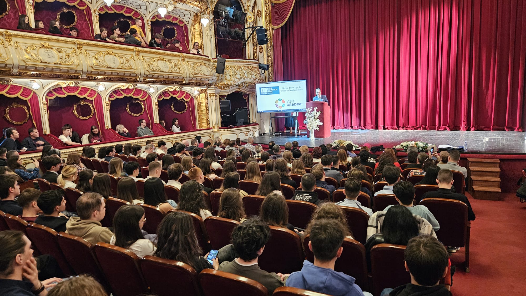 olimpiada-nationala-istorie-oradea-regina-maria-teatru