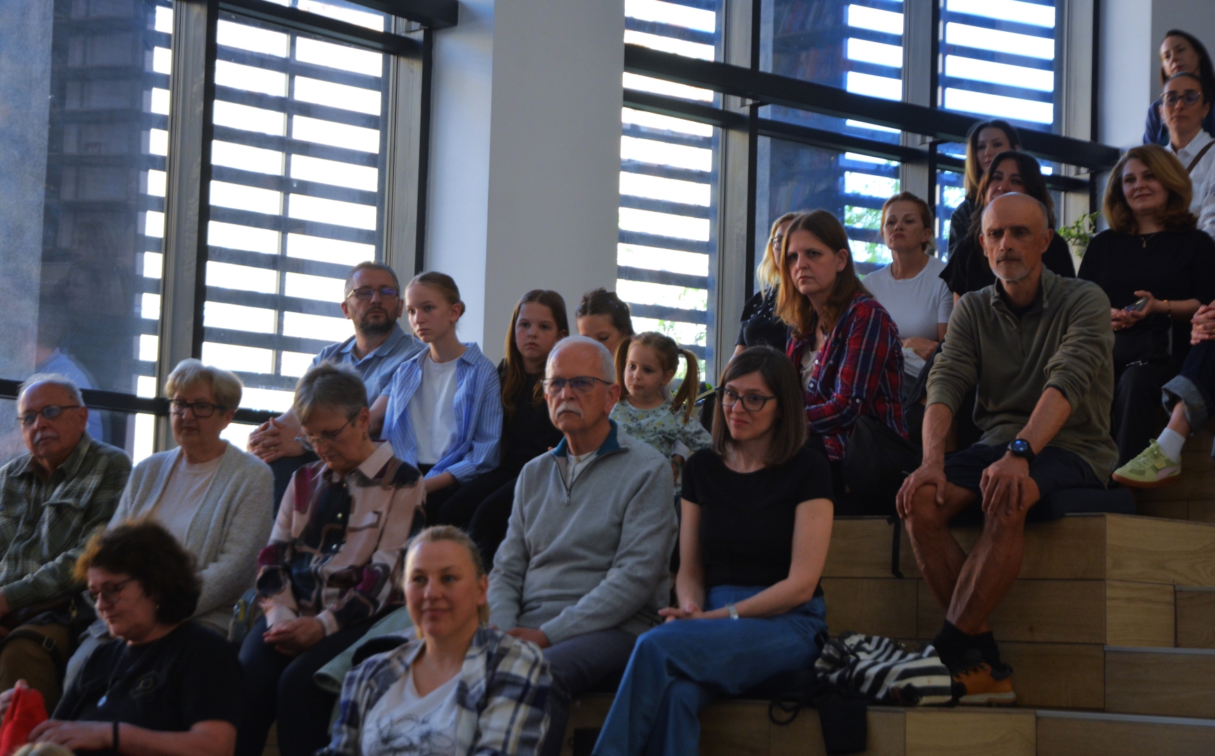 Lansare de carte, Acvariul, de Dan-Liviu Boeriu (12)