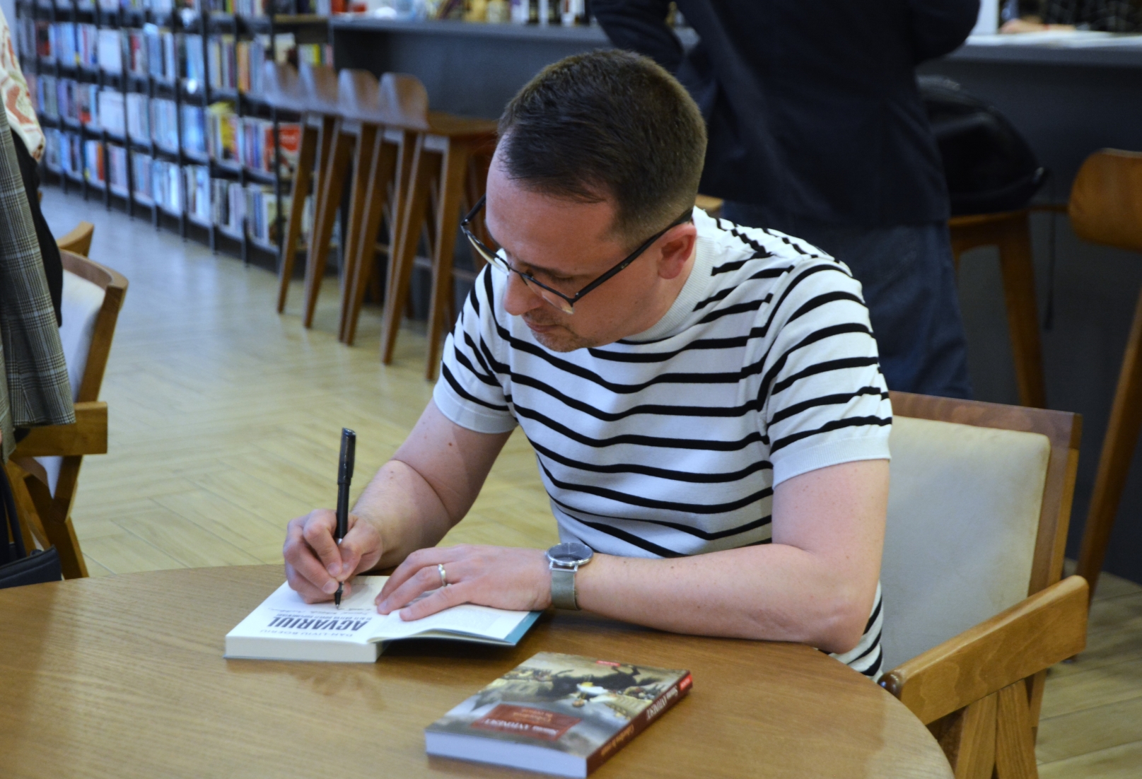 Lansare de carte, Acvariul, de Dan-Liviu Boeriu (51)