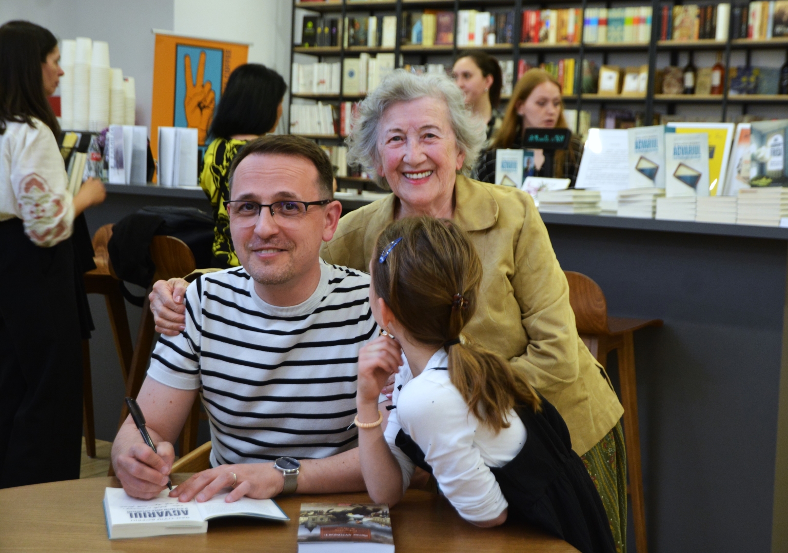 Lansare de carte, Acvariul, de Dan-Liviu Boeriu (54)