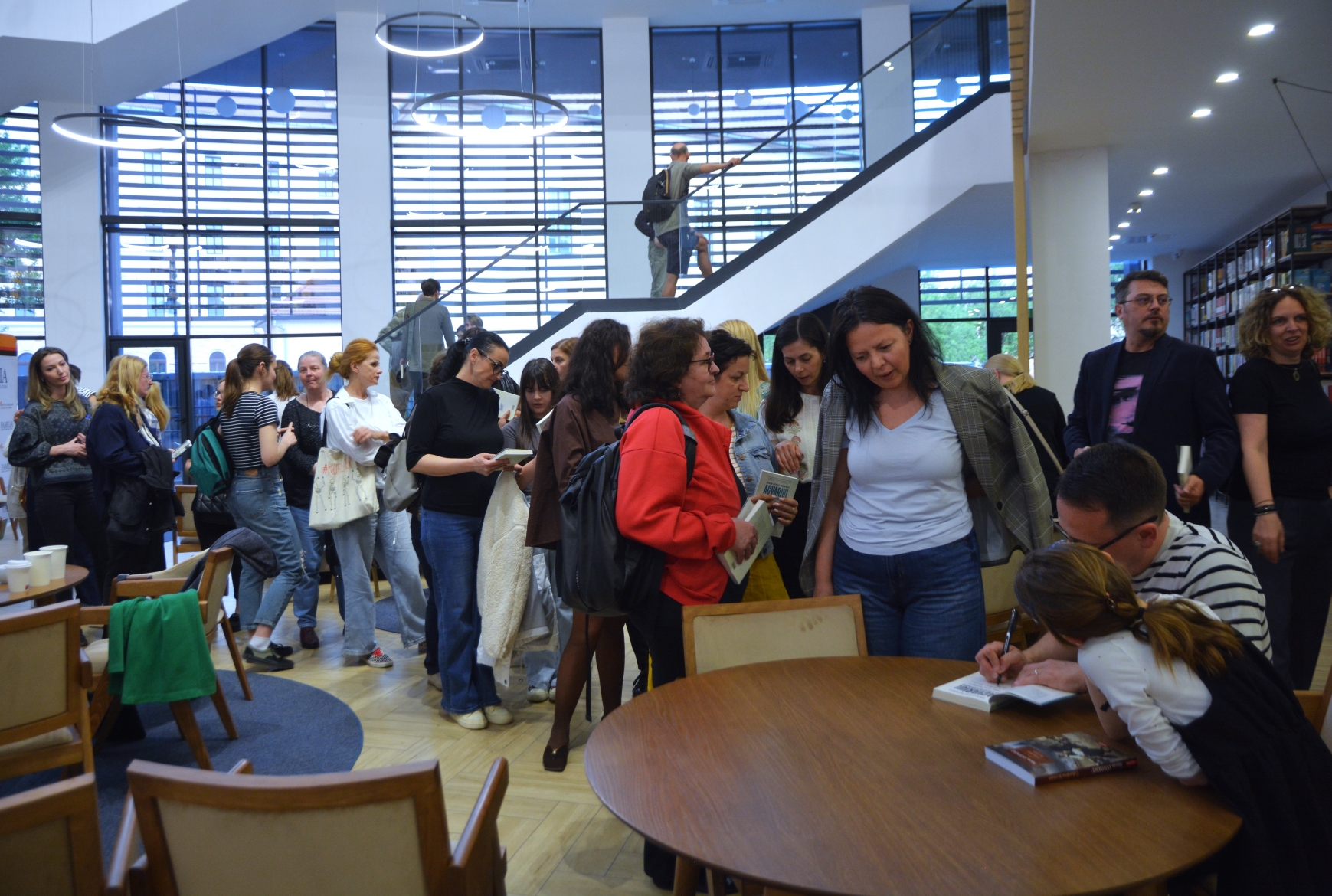 Lansare de carte, Acvariul, de Dan-Liviu Boeriu (57)