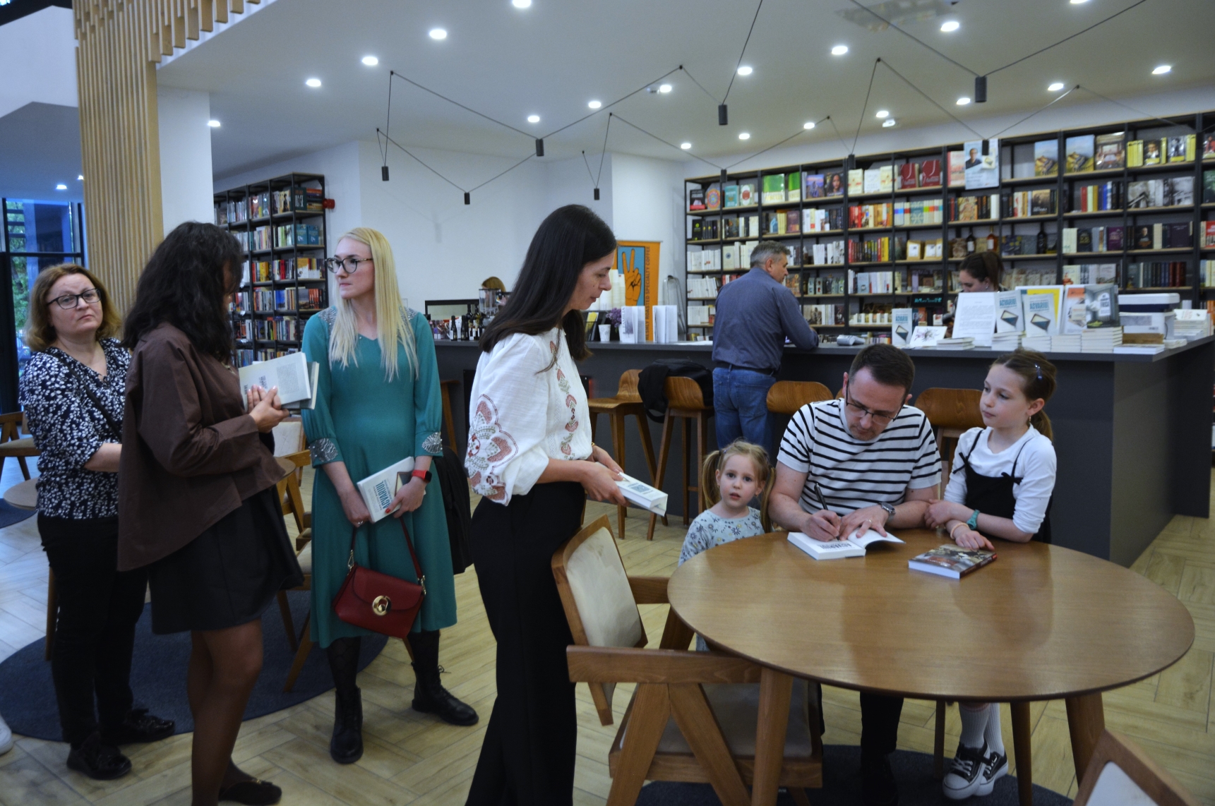 Lansare de carte, Acvariul, de Dan-Liviu Boeriu (65)