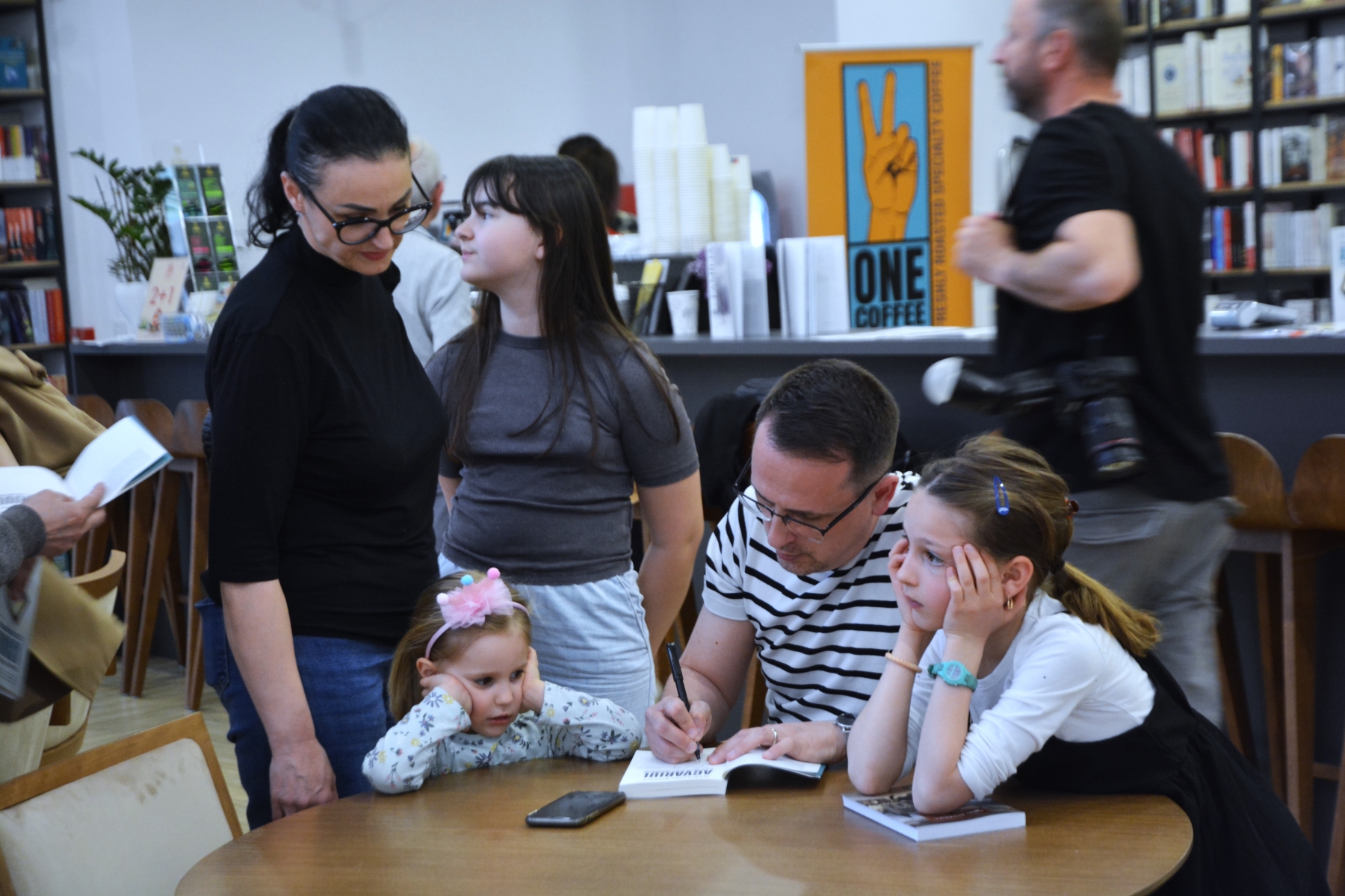 Lansare de carte, Acvariul, de Dan-Liviu Boeriu (70)