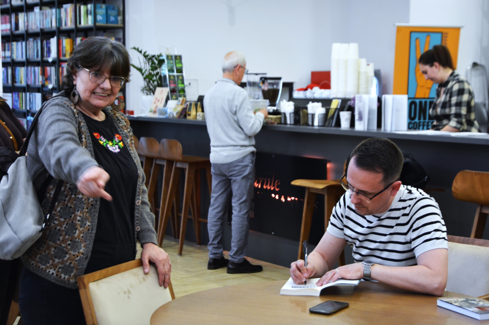 Lansare de carte, Acvariul, de Dan-Liviu Boeriu (71)