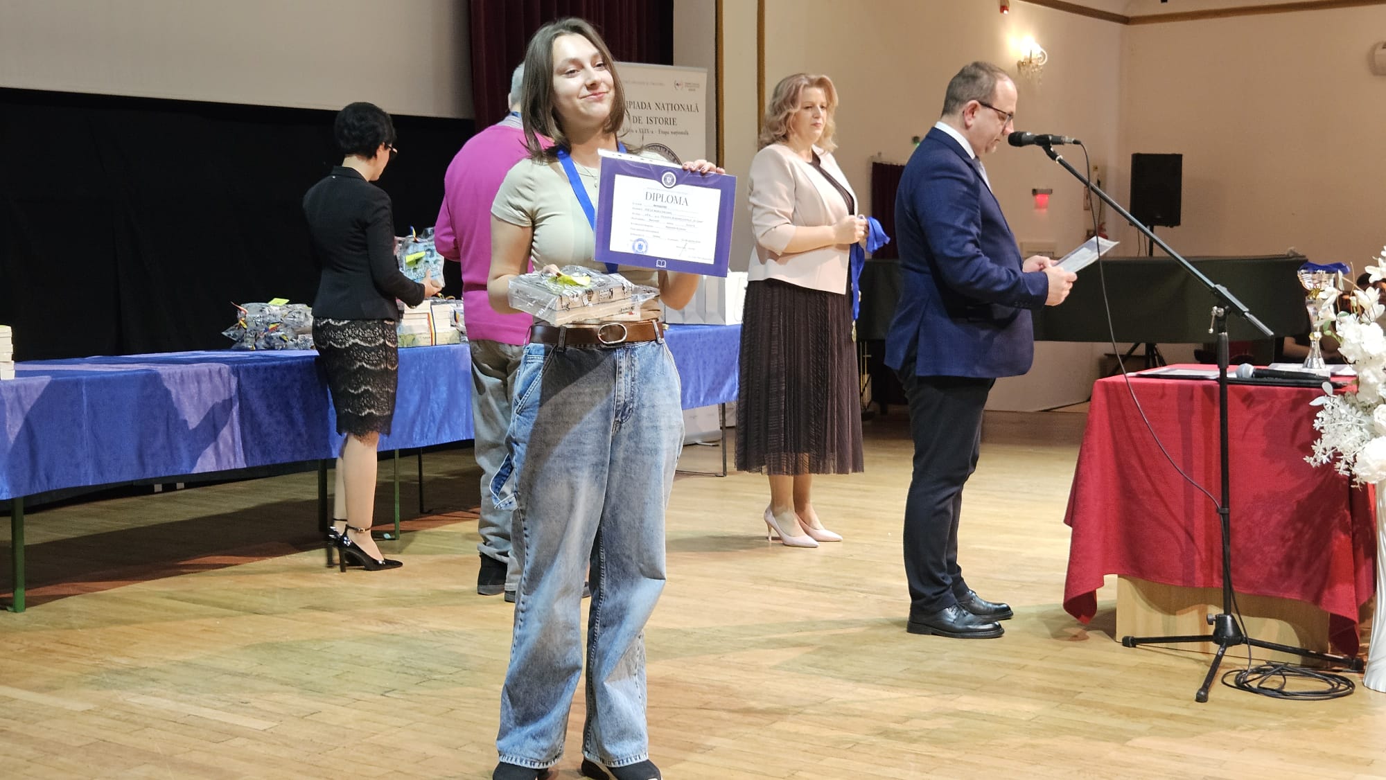 festivitate-olimpiada-nationala-istorie-premiati-oradea-11