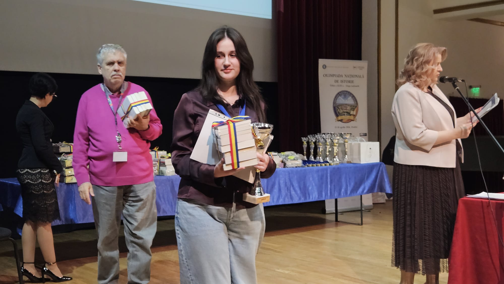 festivitate-olimpiada-nationala-istorie-premiati-oradea-16