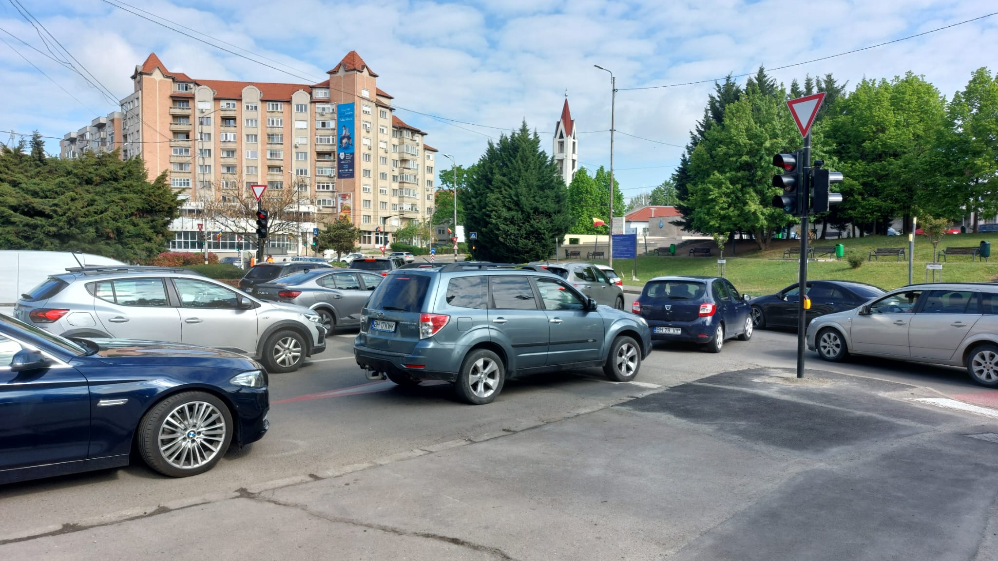 ambuteiaj-dacia-trafic-lucrari-asfalt-03