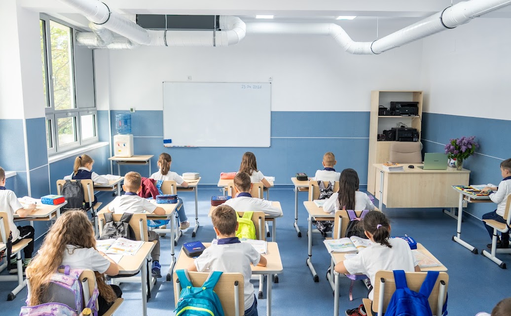 scoala gimnaziala octavian goga elevi copii