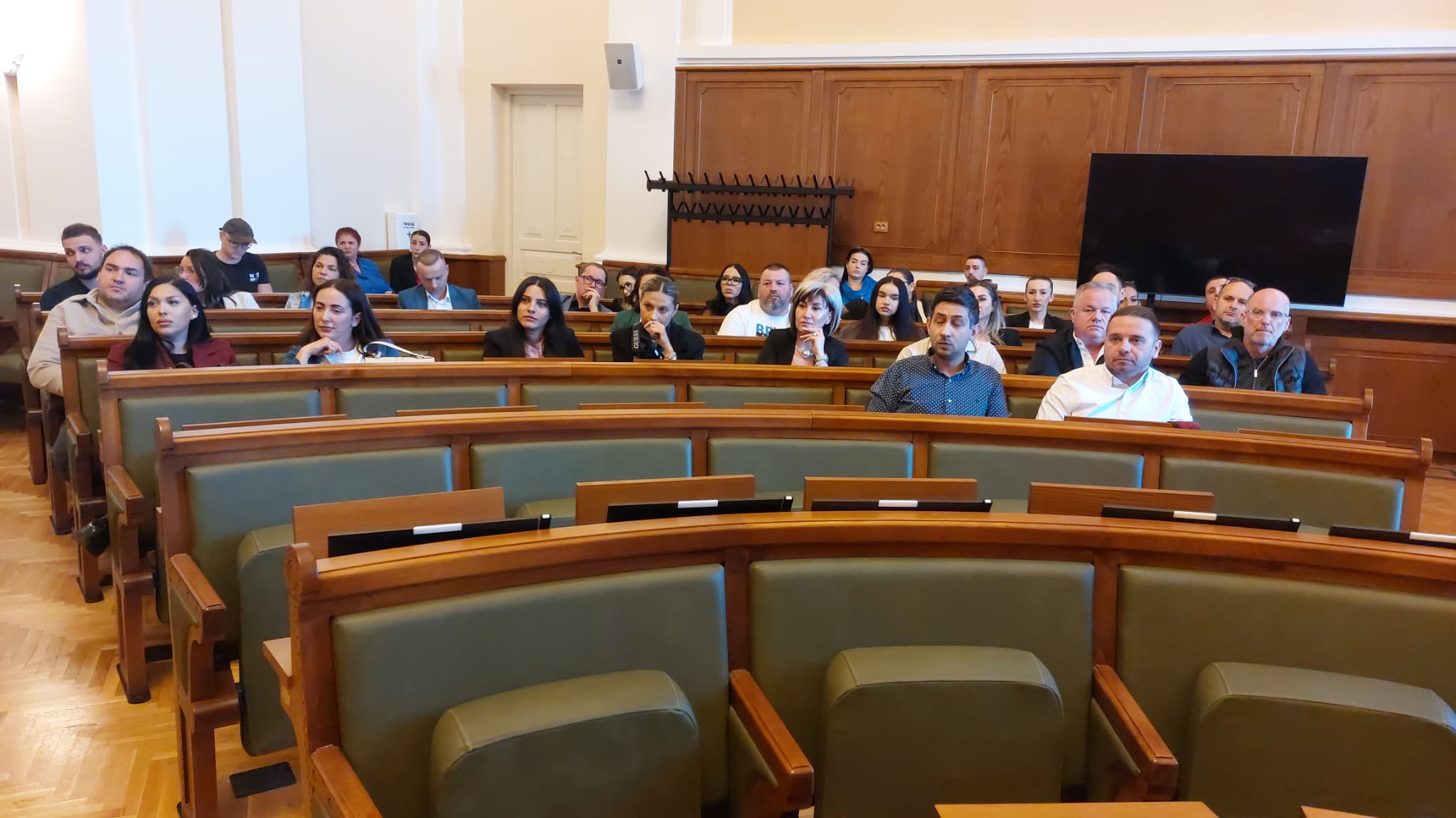 dezbatere-jocuri-noroc-pacanele-consultare-publica-02