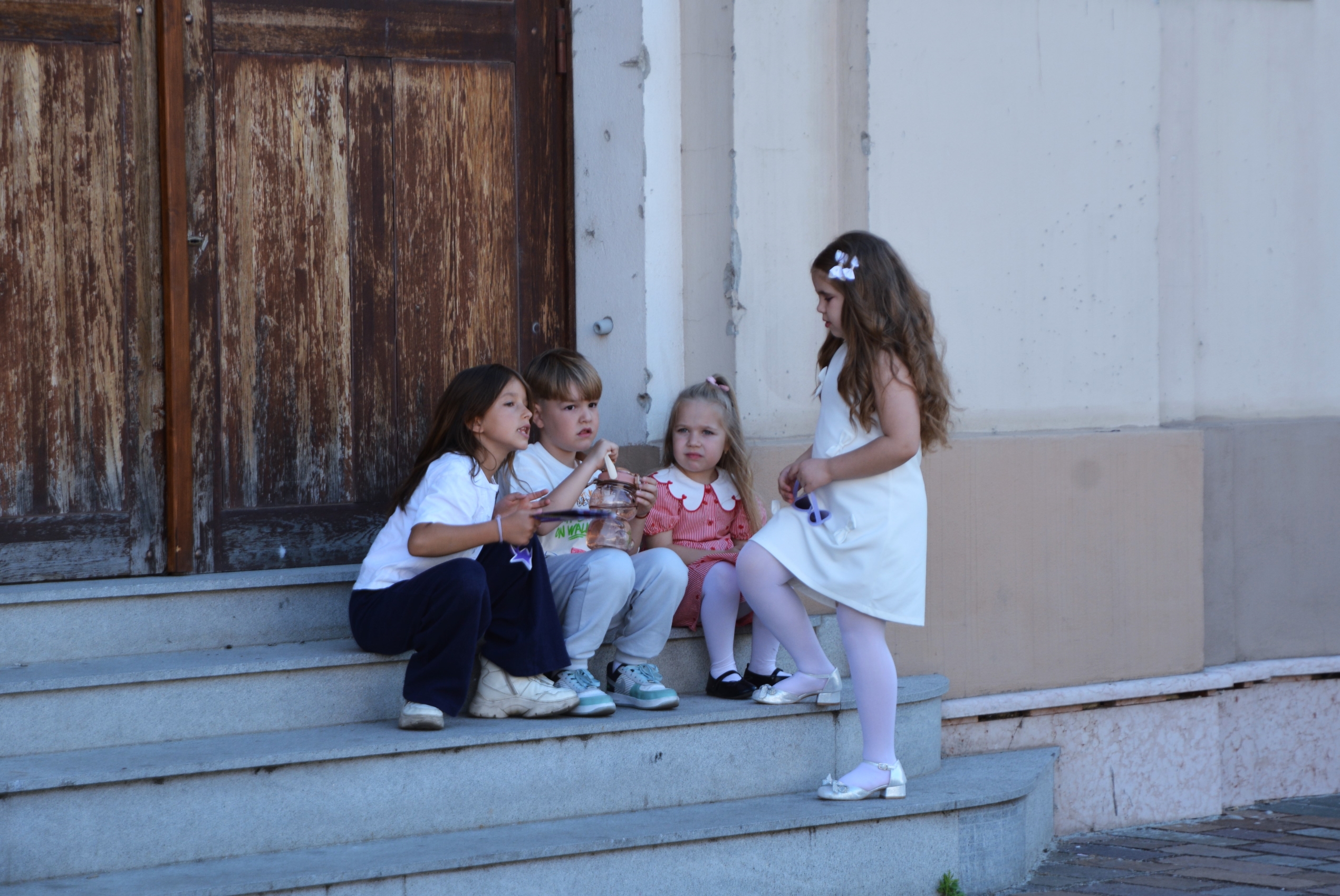 Arta ne uneşte (4)