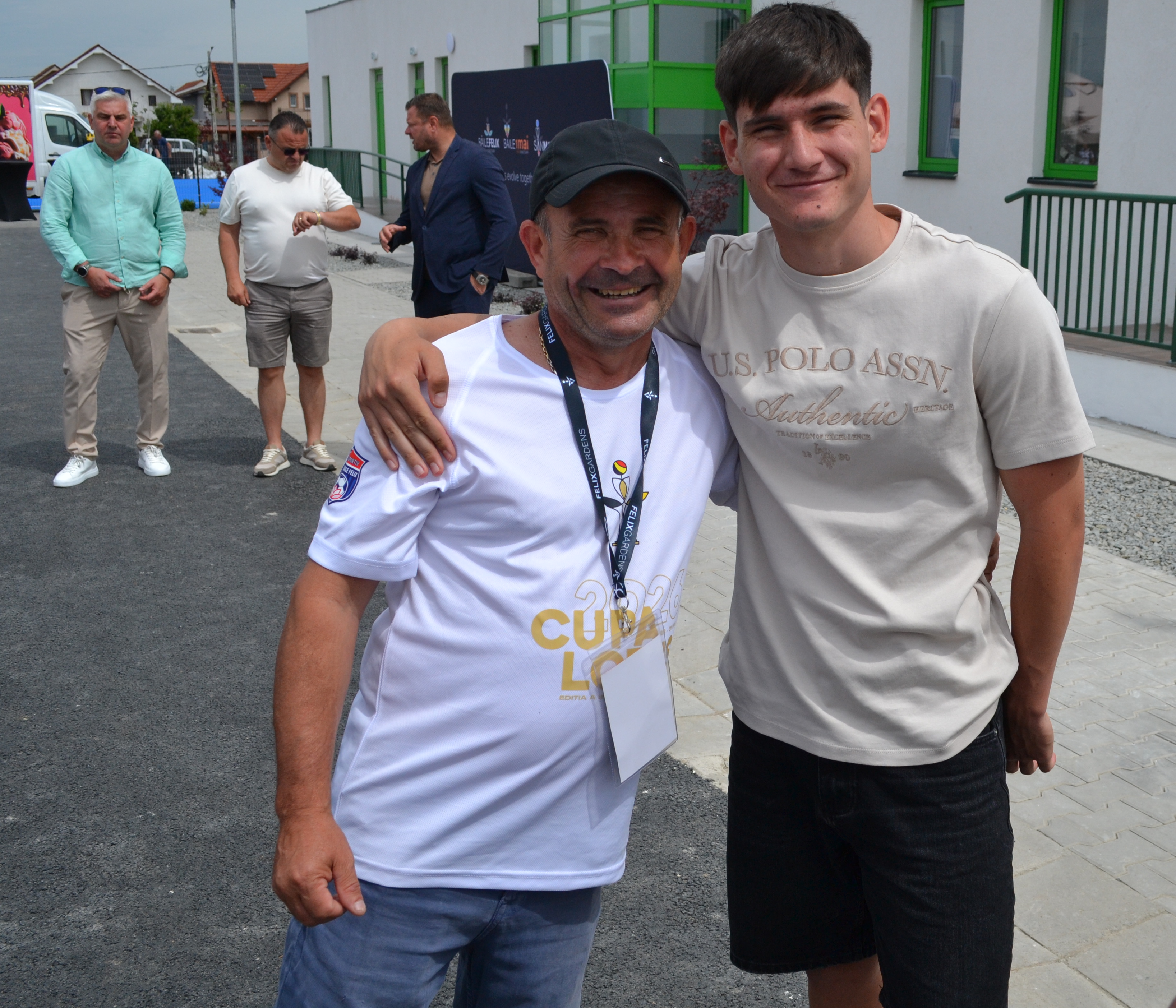 ina85