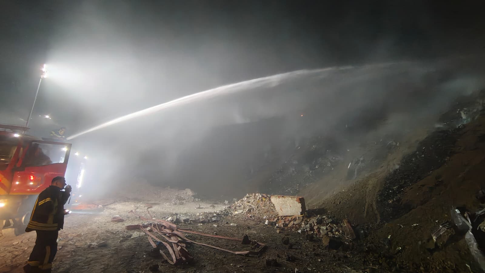 incendiu-groapa-gunoi-oradea-05