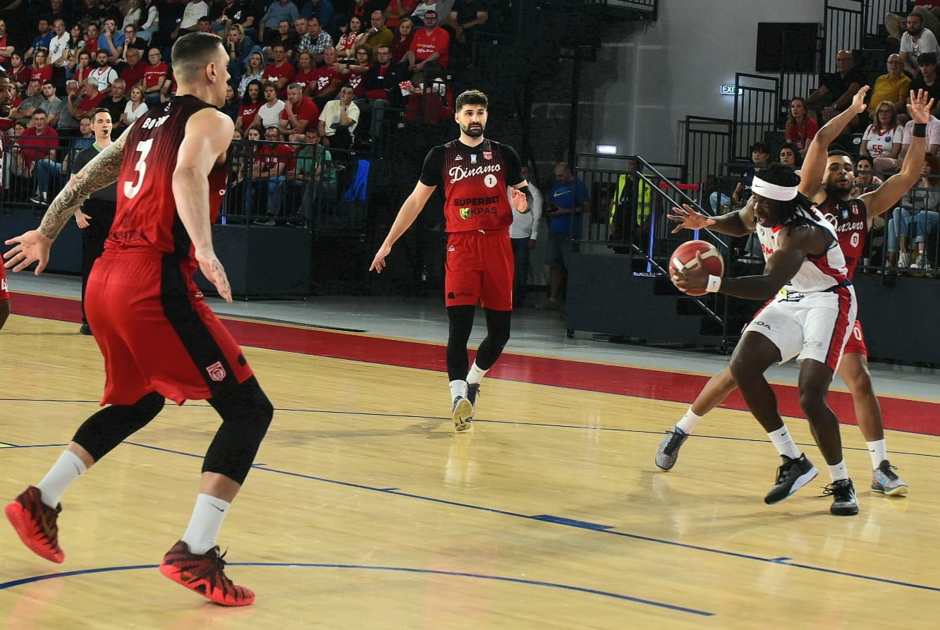 csm-oradea-baschet (1)