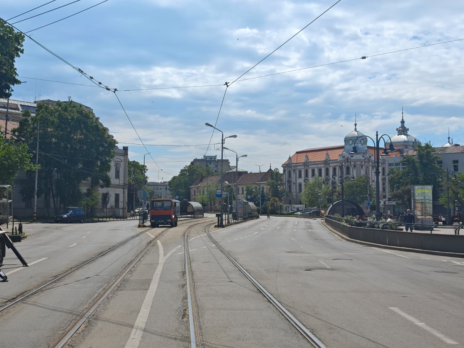 deviere-trafic-magazin-crisul-gara-pasaj