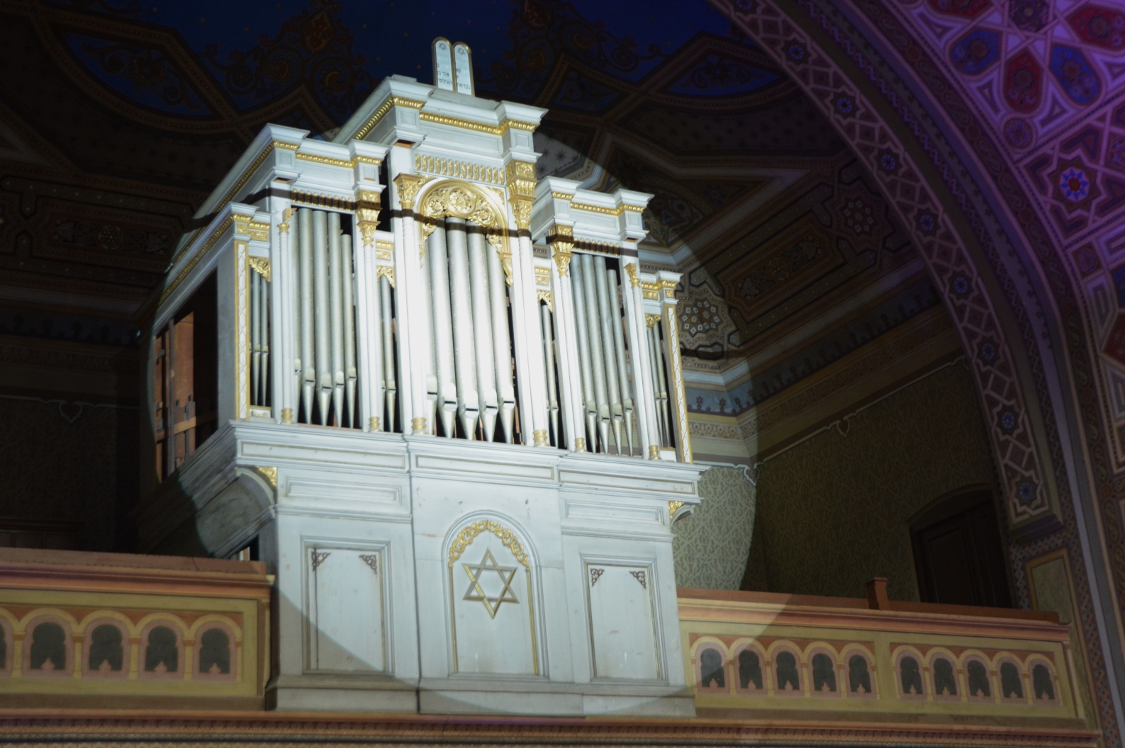 orga din Sinagoga Sion