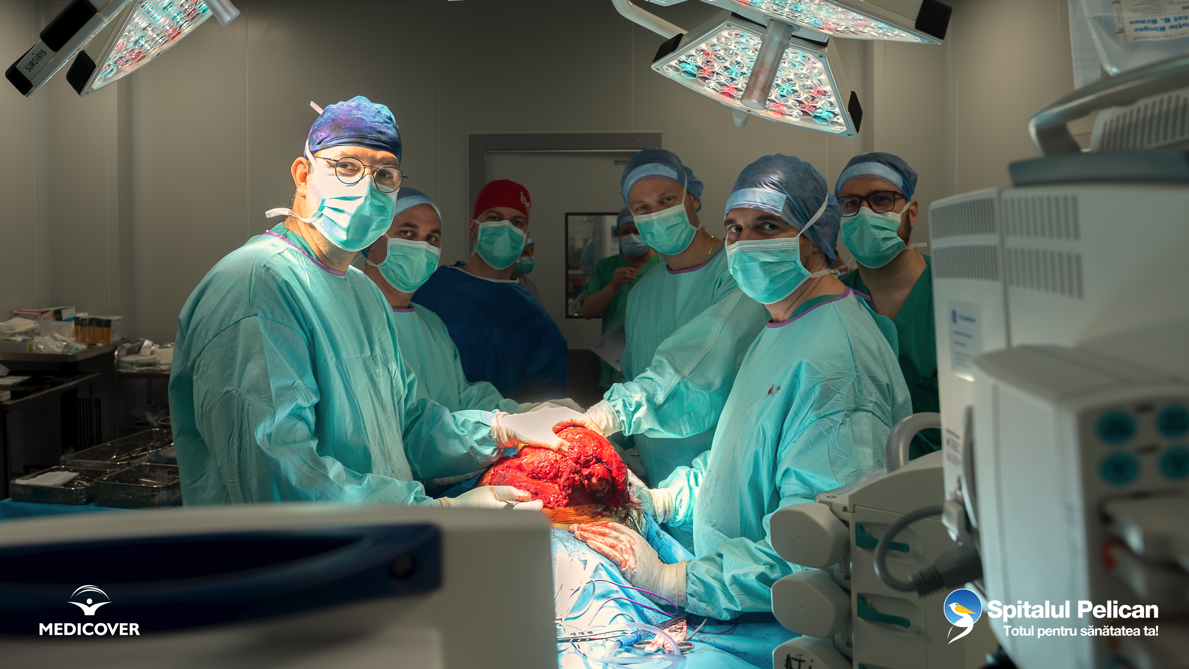 Hero_Photo_2_Dr_Khal