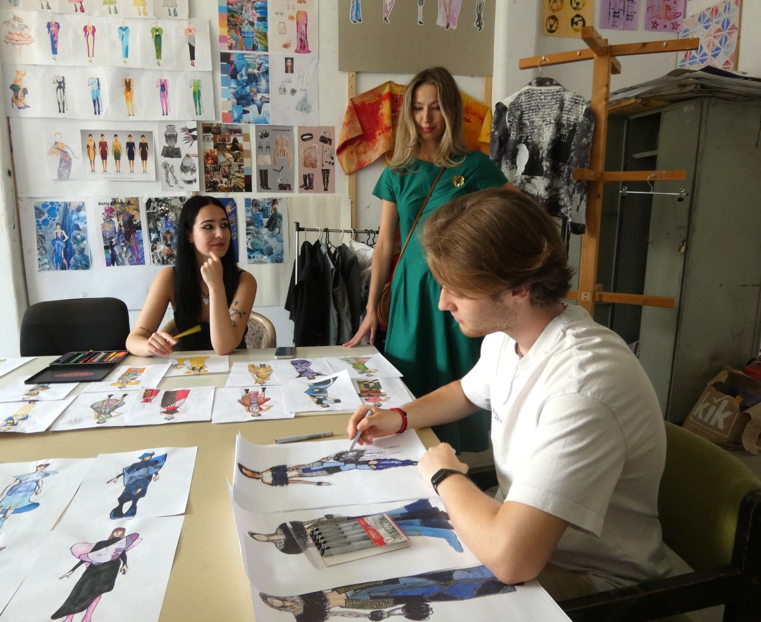 studenti-designeri-moda-universitate-oradea