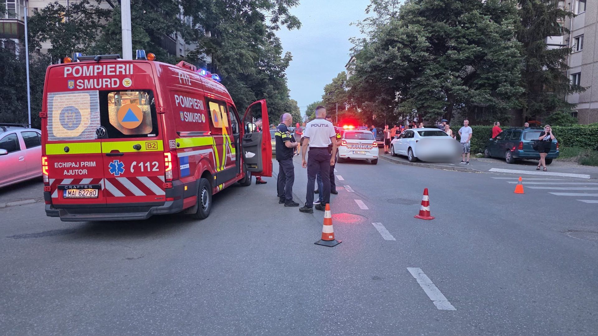 accident-oradea-leonardo-da-vinci-biciclist-politie-politia-ambulanta-smurd