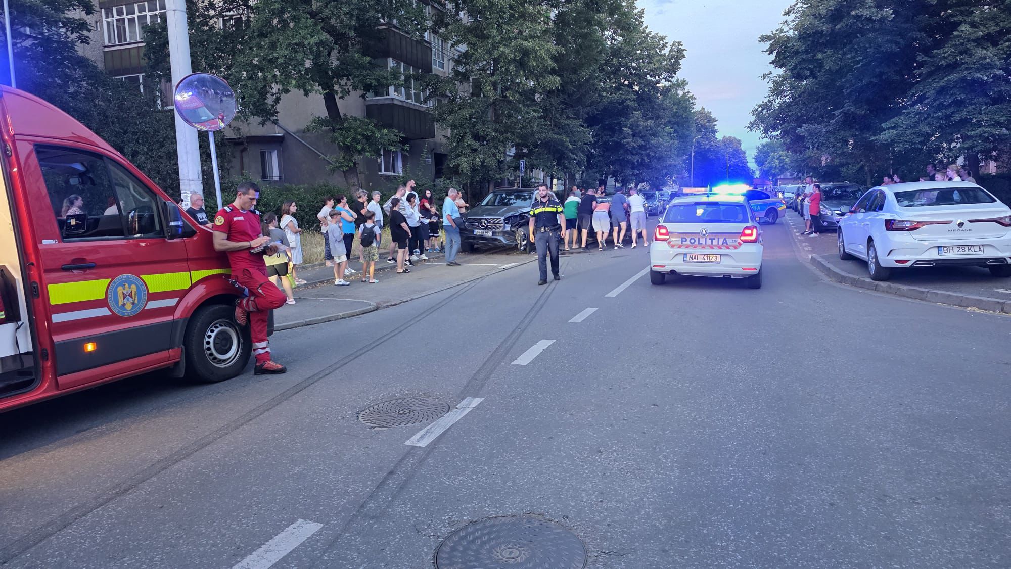 accident-oradea-leonardo-da-vinci-biciclist-politie-politia-ambulanta-smurd