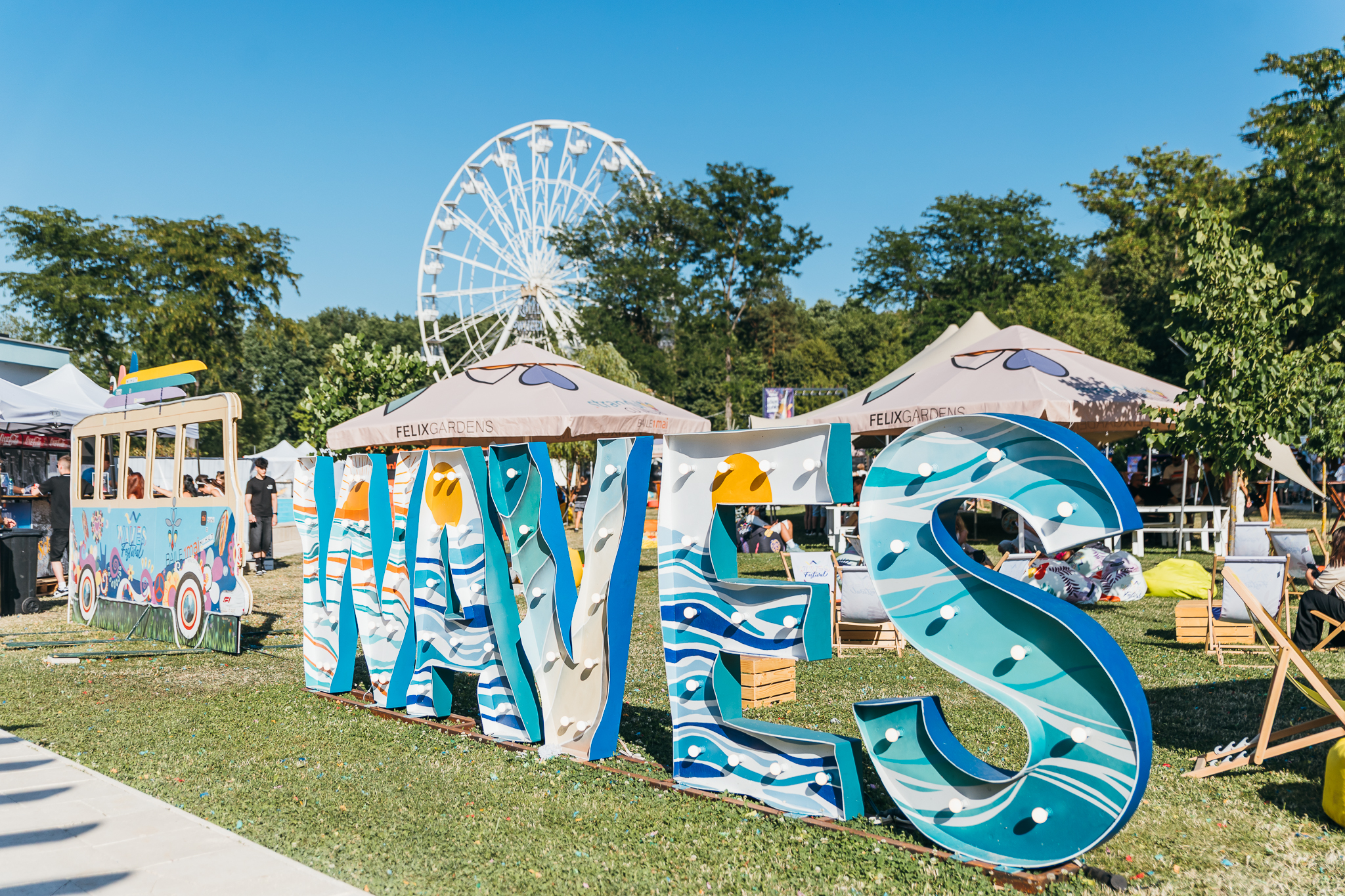 1685293WAVES25D2LV5