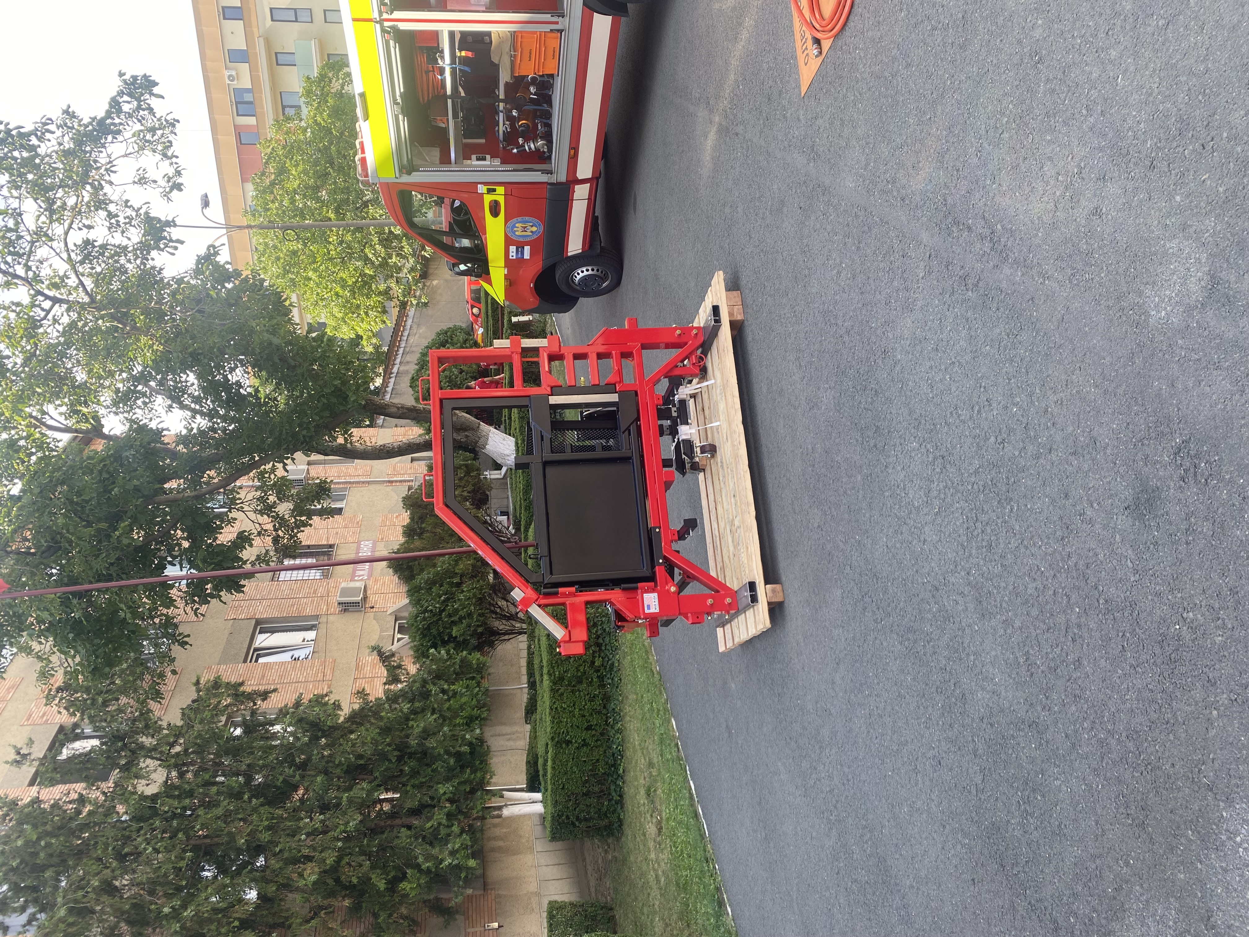 simulator-descarcerare-isu-premiera-oradea-pompieri
