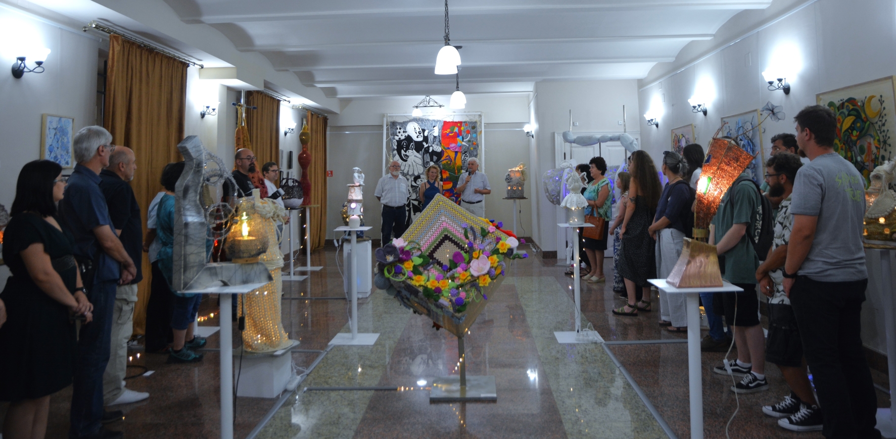 expo Naraţiunile luminii (38)