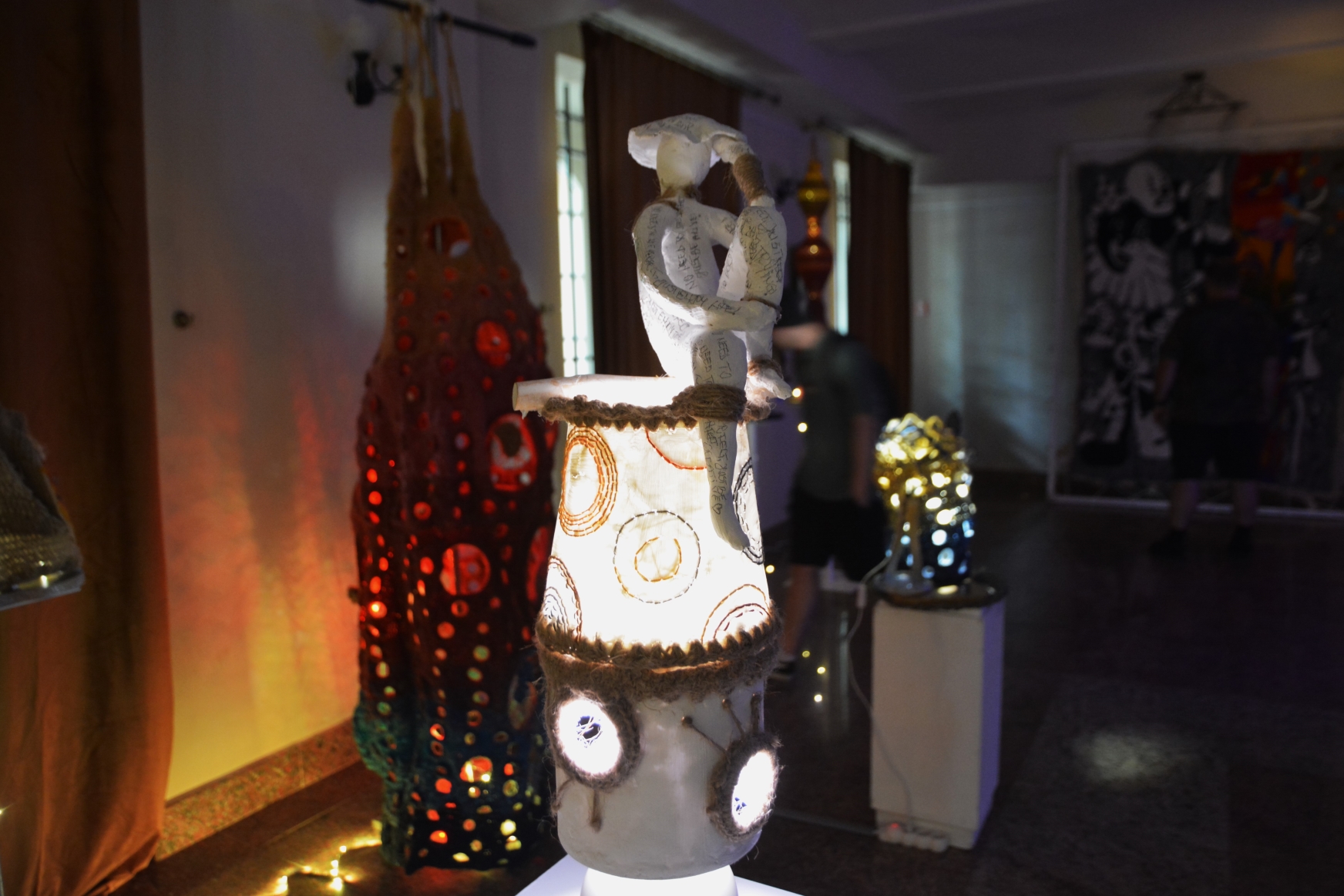 expo Naraţiunile luminii (62)