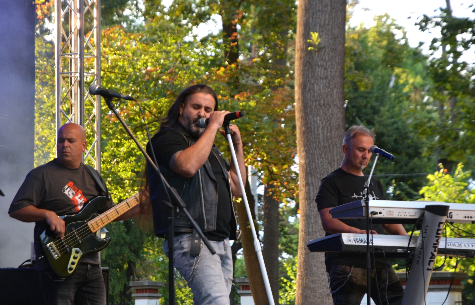 Concert Compact la Muzeul Ţării Crişurilor (20)