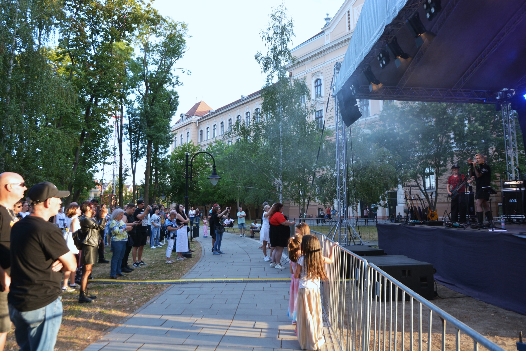 Concert Dafina la Muzeul Ţării Crişurilor_Foto Camelia Buşu (34)