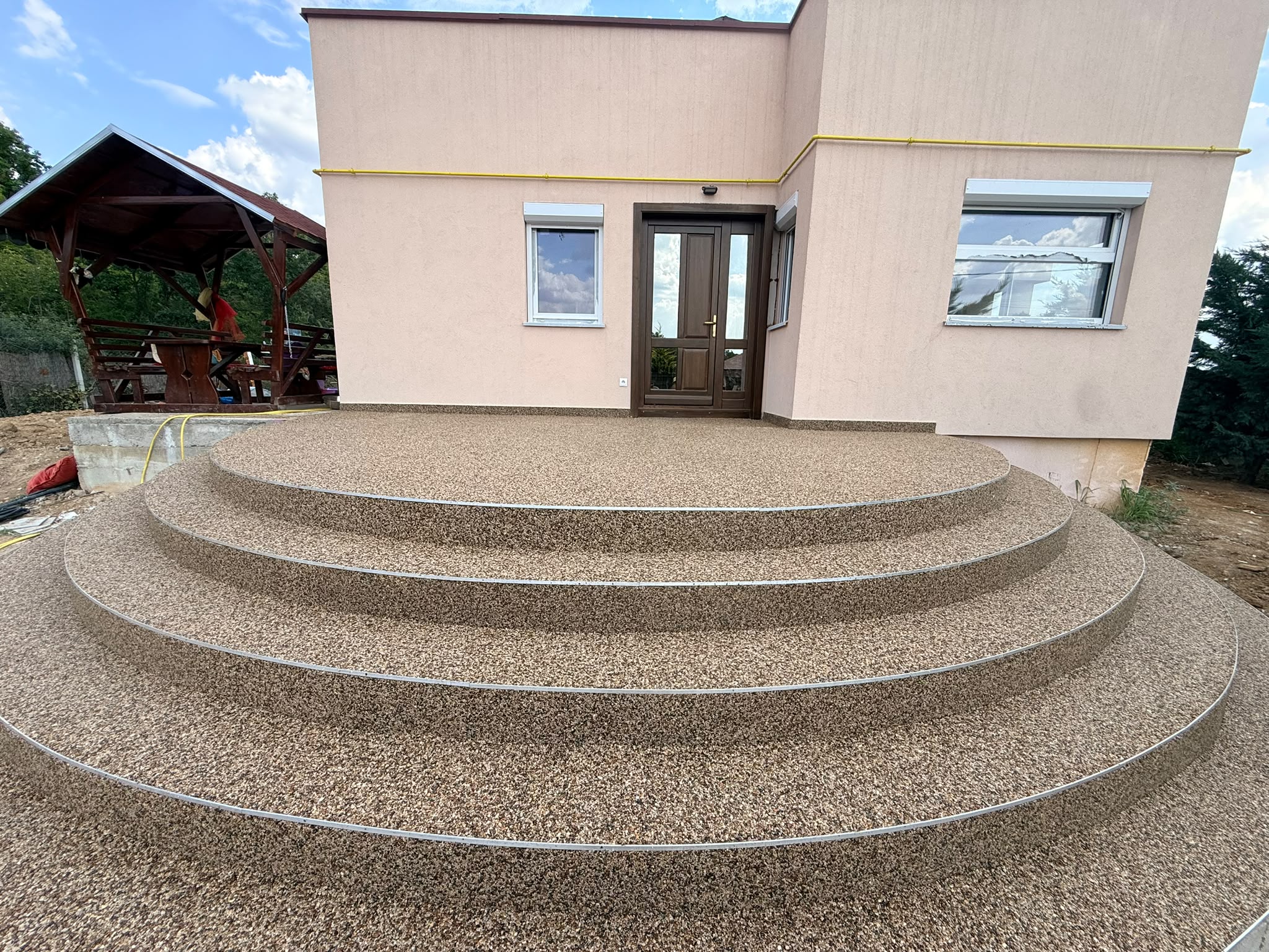 87411