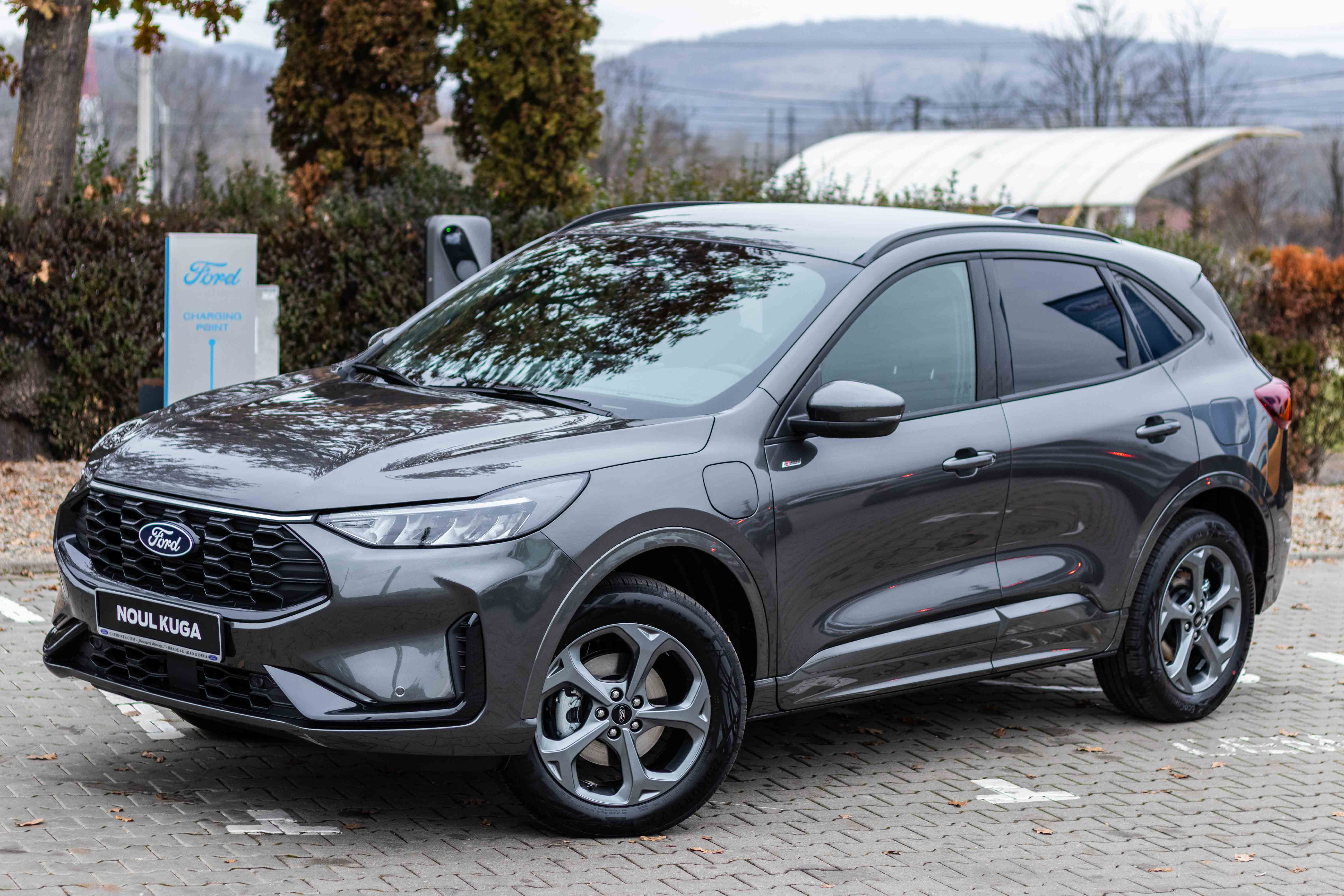 KUGA MCA ST-LINE 2.5 PHEV 243 CP 2WD MAGNETIC-5