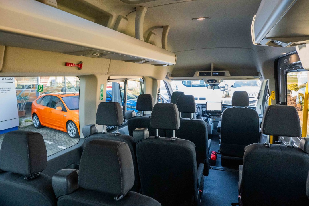 ford transit bus (5)