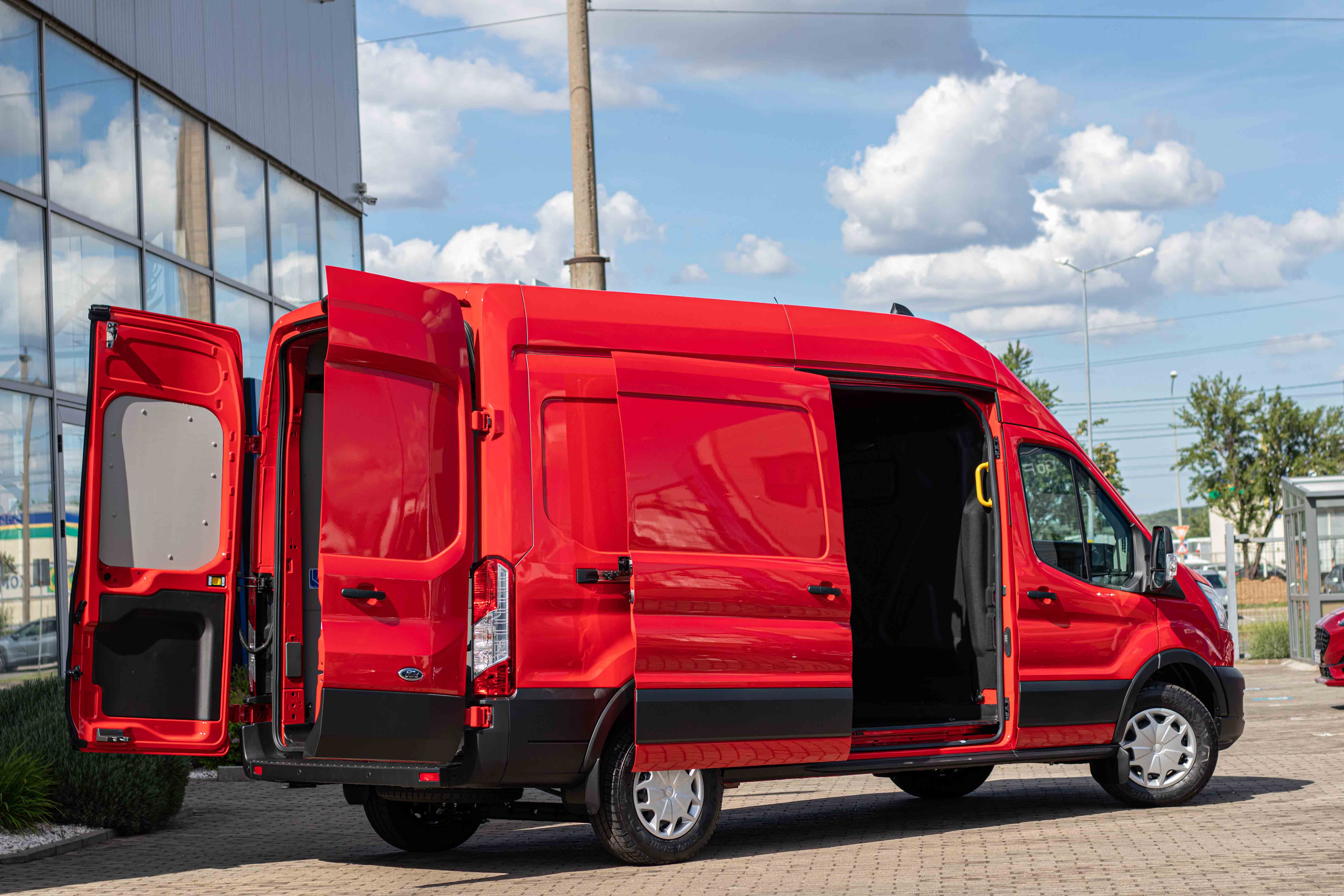 ford transit van (3)