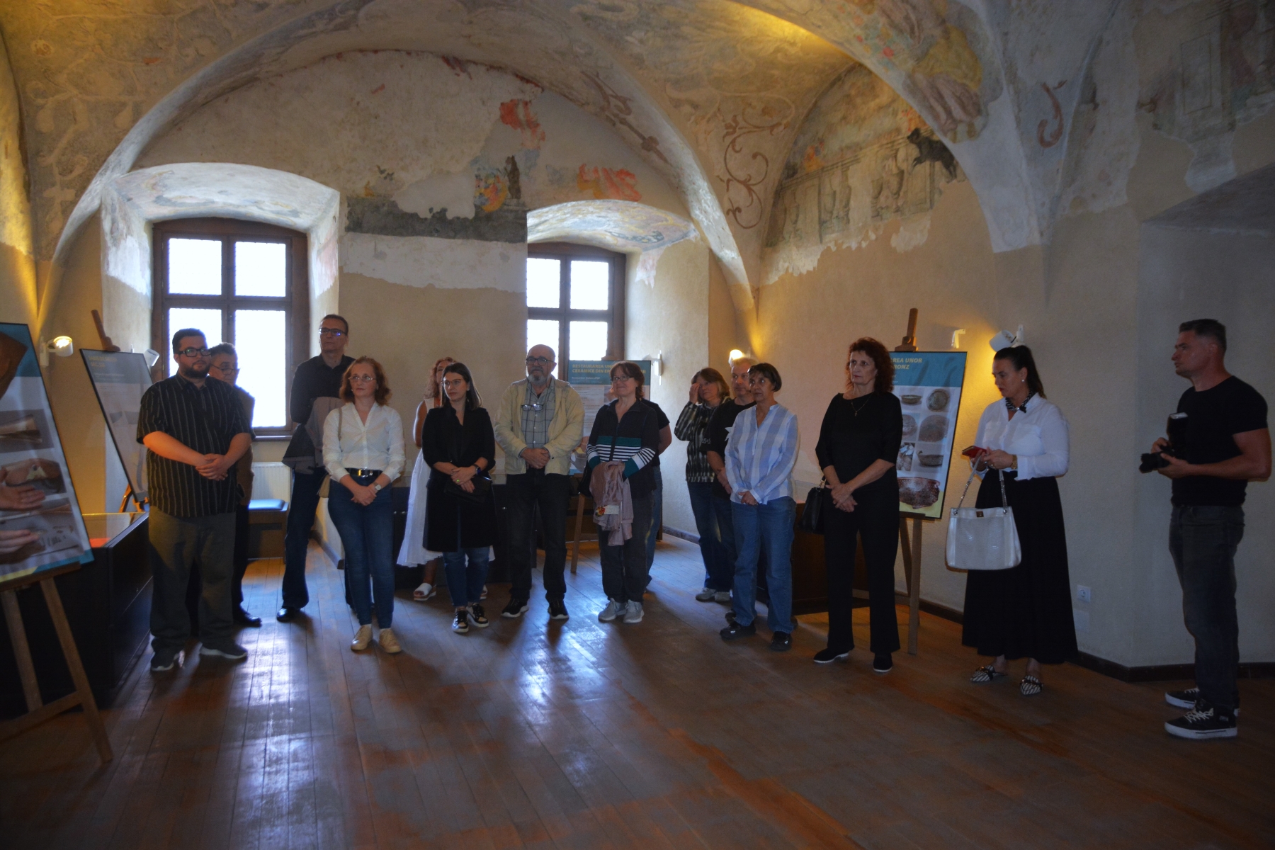 Expoziţia Din umbră în lumină, cu obiecte restaurate (33)
